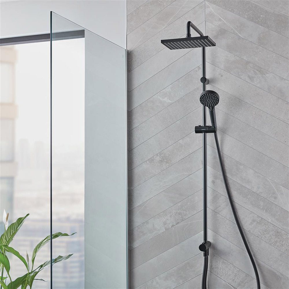 Hansgrohe Vernis Shape Showerpipe 230 1 Jet Reno Matt Black