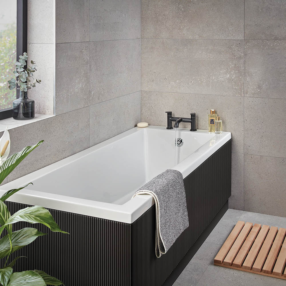 Hansgrohe Vernis Blend 2-Hole Rim Mounted Bath Mixer Matt Black