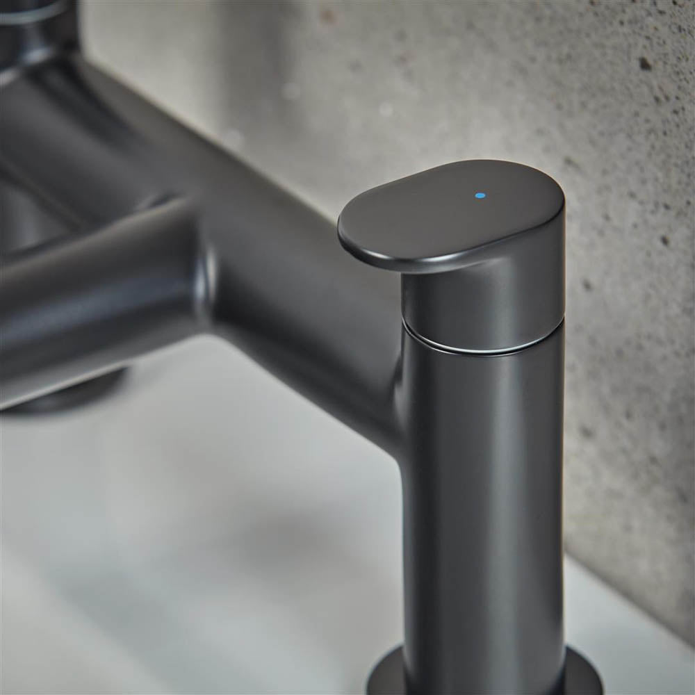 Hansgrohe Vernis Blend 2-Hole Rim Mounted Bath Mixer Matt Black