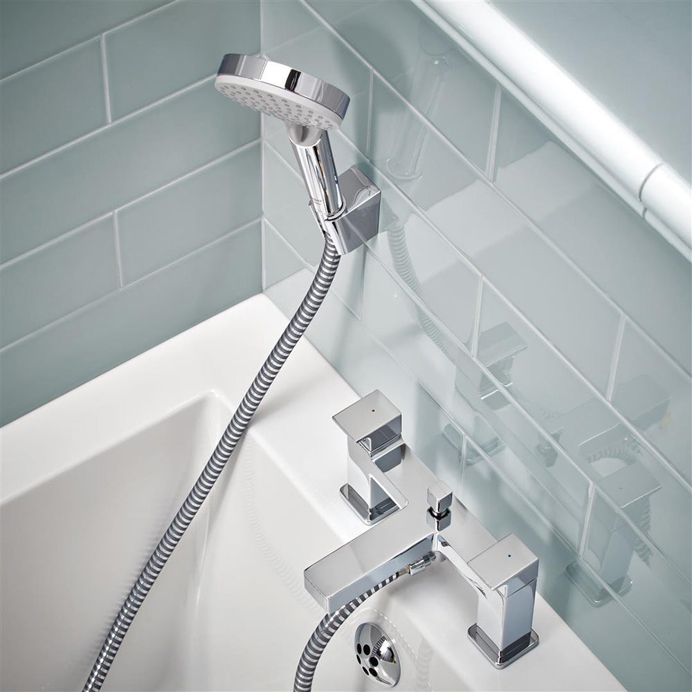 Hansgrohe Vernis Shape 2-Hole Rim Mounted Bath Mixer With Diverter Valve And Vernis Blend Hand Shower Vario Chrome