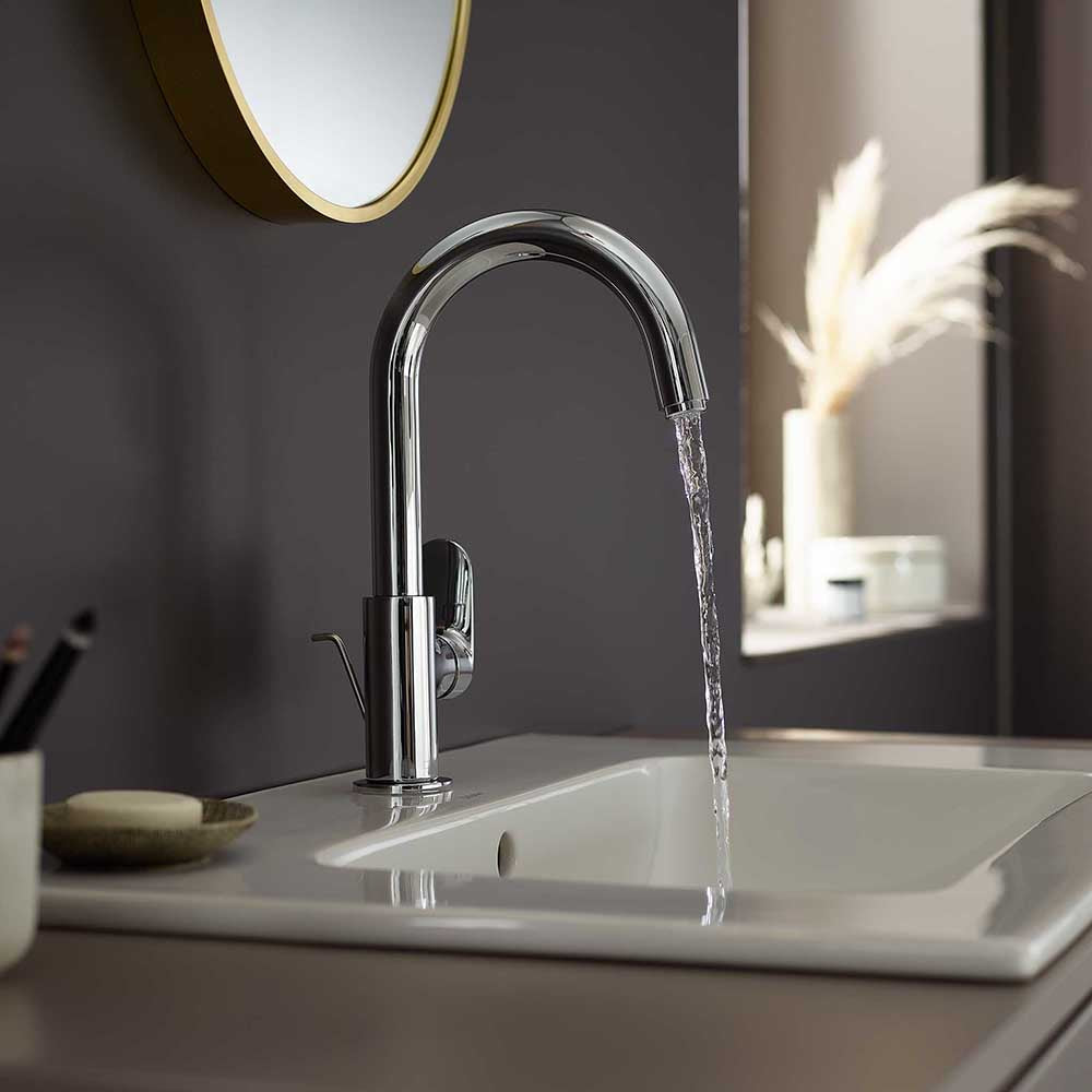 Hansgrohe Vernis Blend Single Lever Basin Mixer With Swivel Spout And Pop-Up Waste Set Chrome