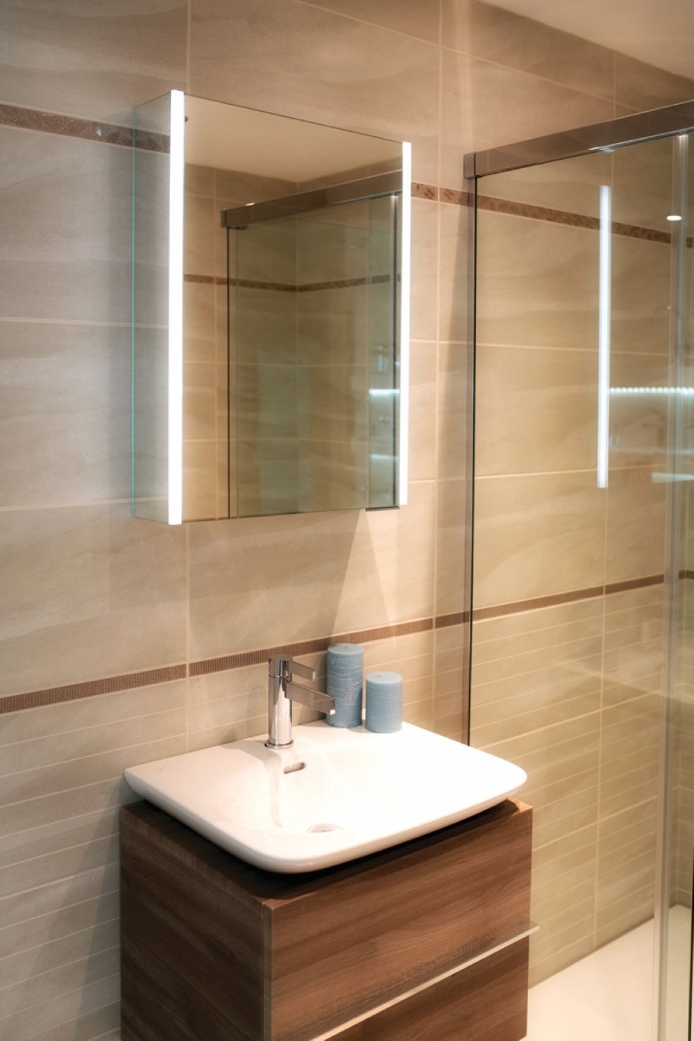 hib Xenon 50 LED Mirror Cabinet 46000