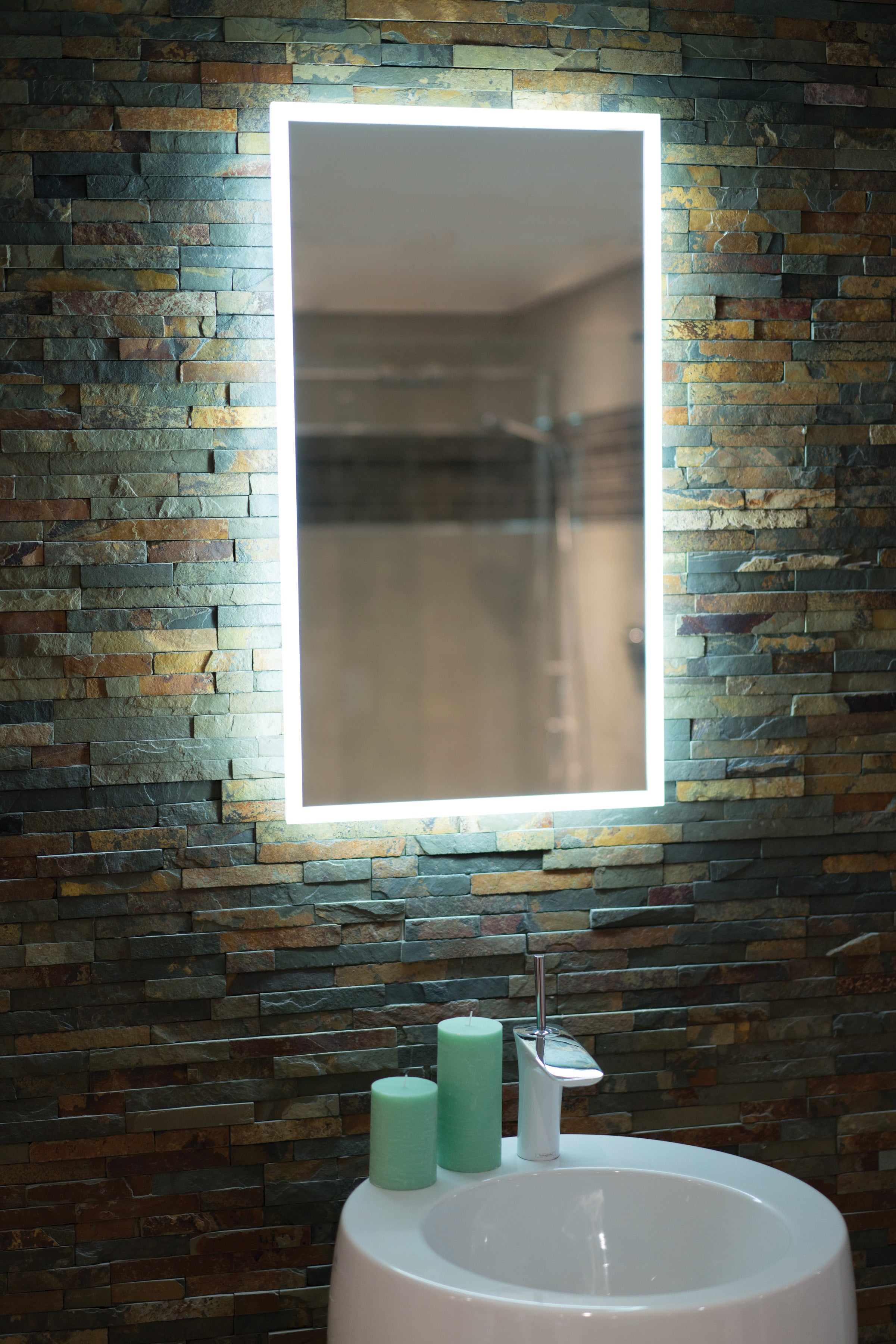 HiB Globe Illumited Bathroom Mirror 45 W LED 78400000.