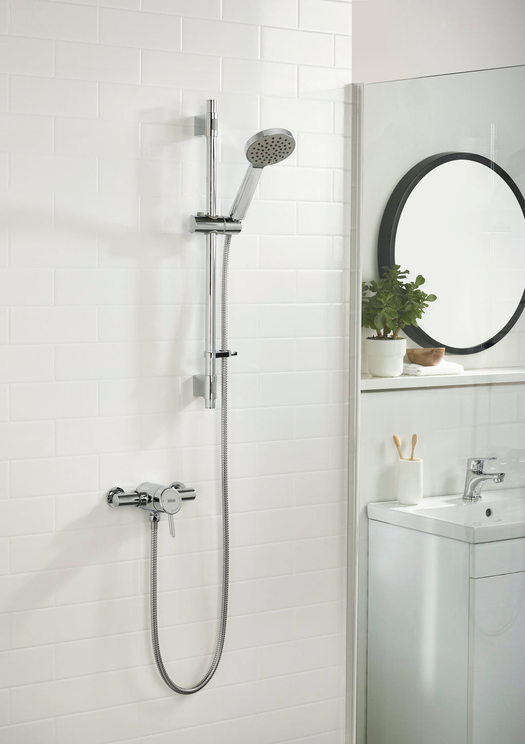 Bristan Acute2 Thermostatic Single Sequential Exposed Shower Valve with Riser Kit Chrome AE2 SHXAR C.