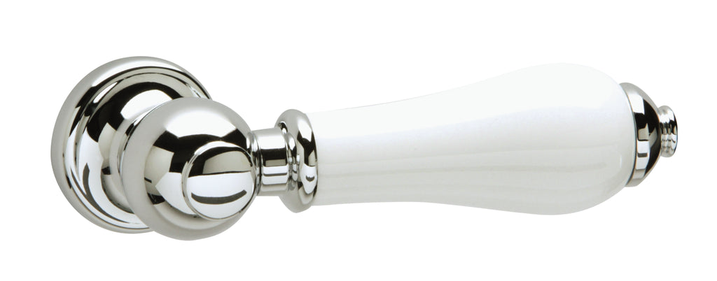Heritage Cistern Traditional Lever Chrome CPC00