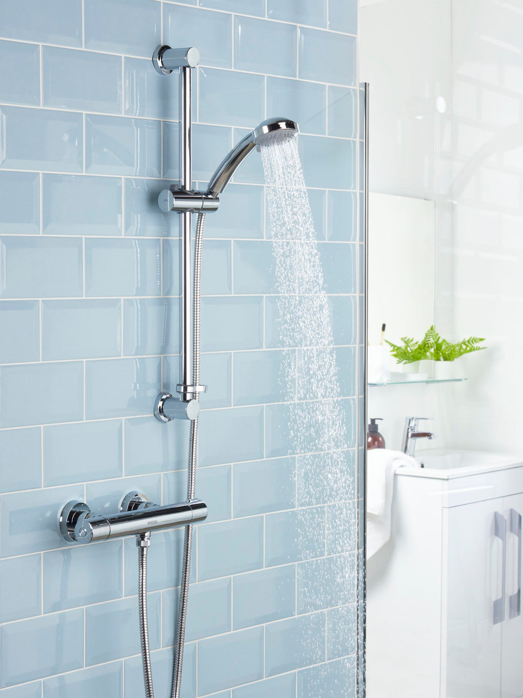 Bristan Frenzy Thermostatic Bar Mixer Shower & Kit Chrome FZ SHXMMCTFF C