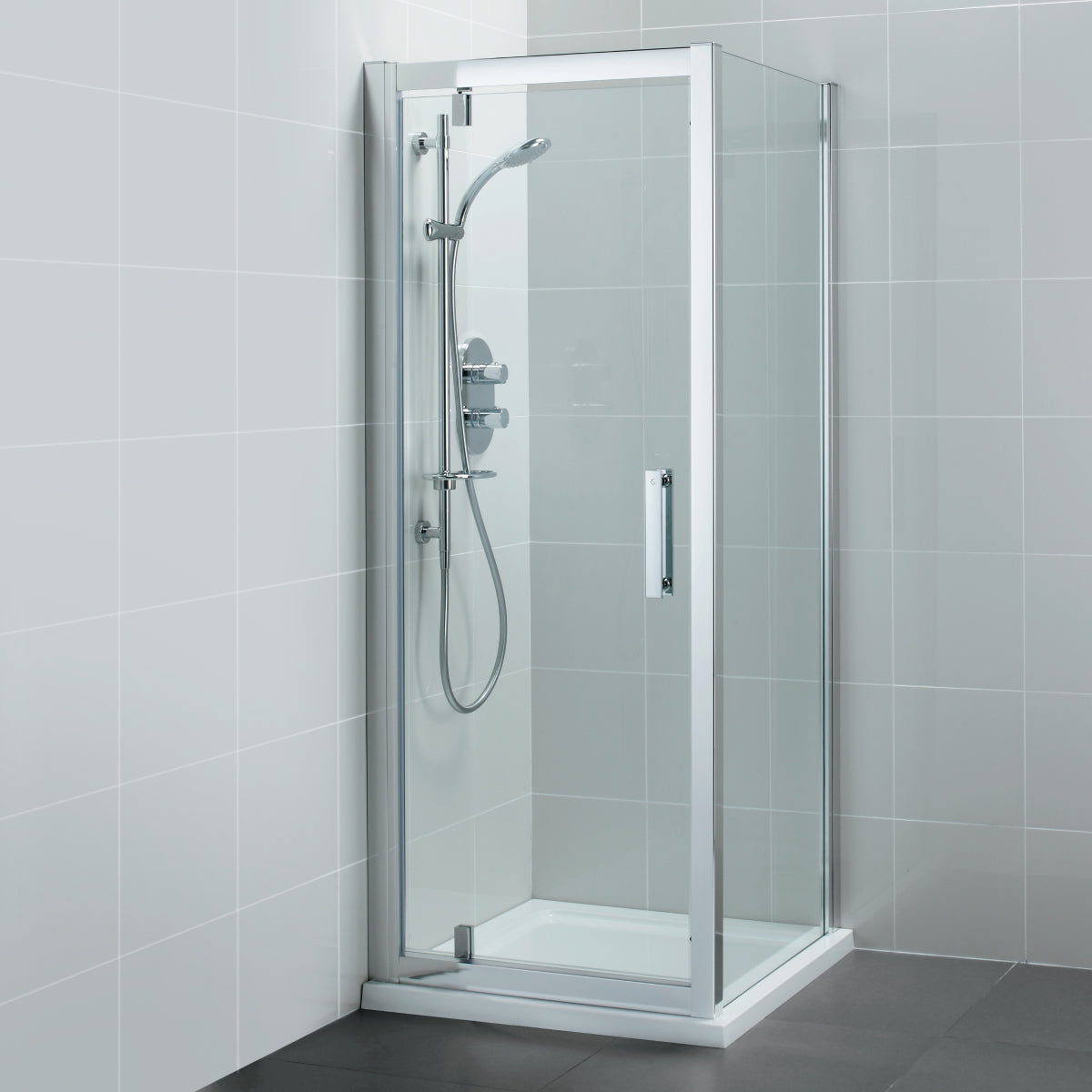 Ideal Standard Synergy 800 Pivot Door Bright Silver Clear Glass L6202EO.