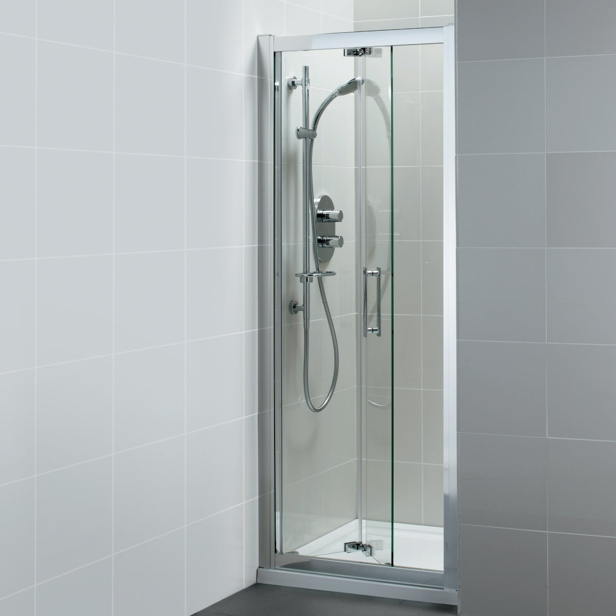 Ideal Standard Synergy 800 Infold Door Bright Silver Clear Glass