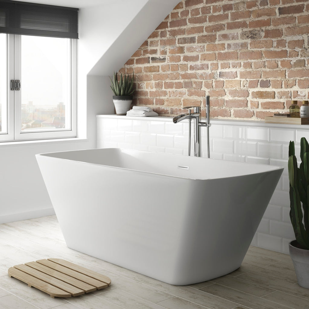 Verona Metro White Gloss Ceramic Tile 100 x 200mm Pack of 50 824975.