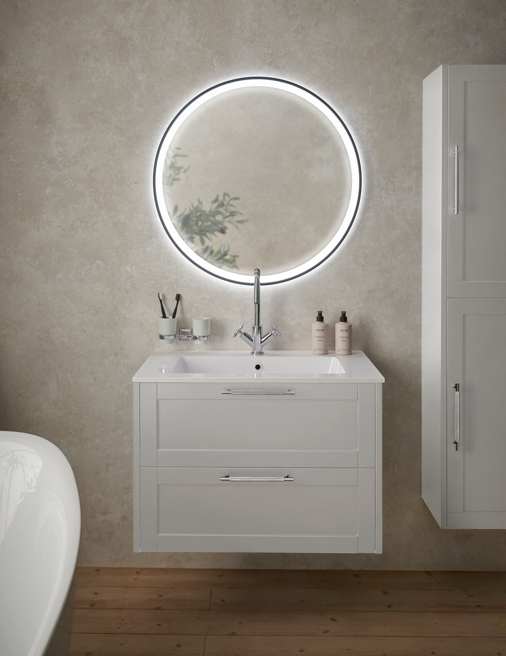 Heritage Lynton 1 Taphole 600mm Sit On Basin White