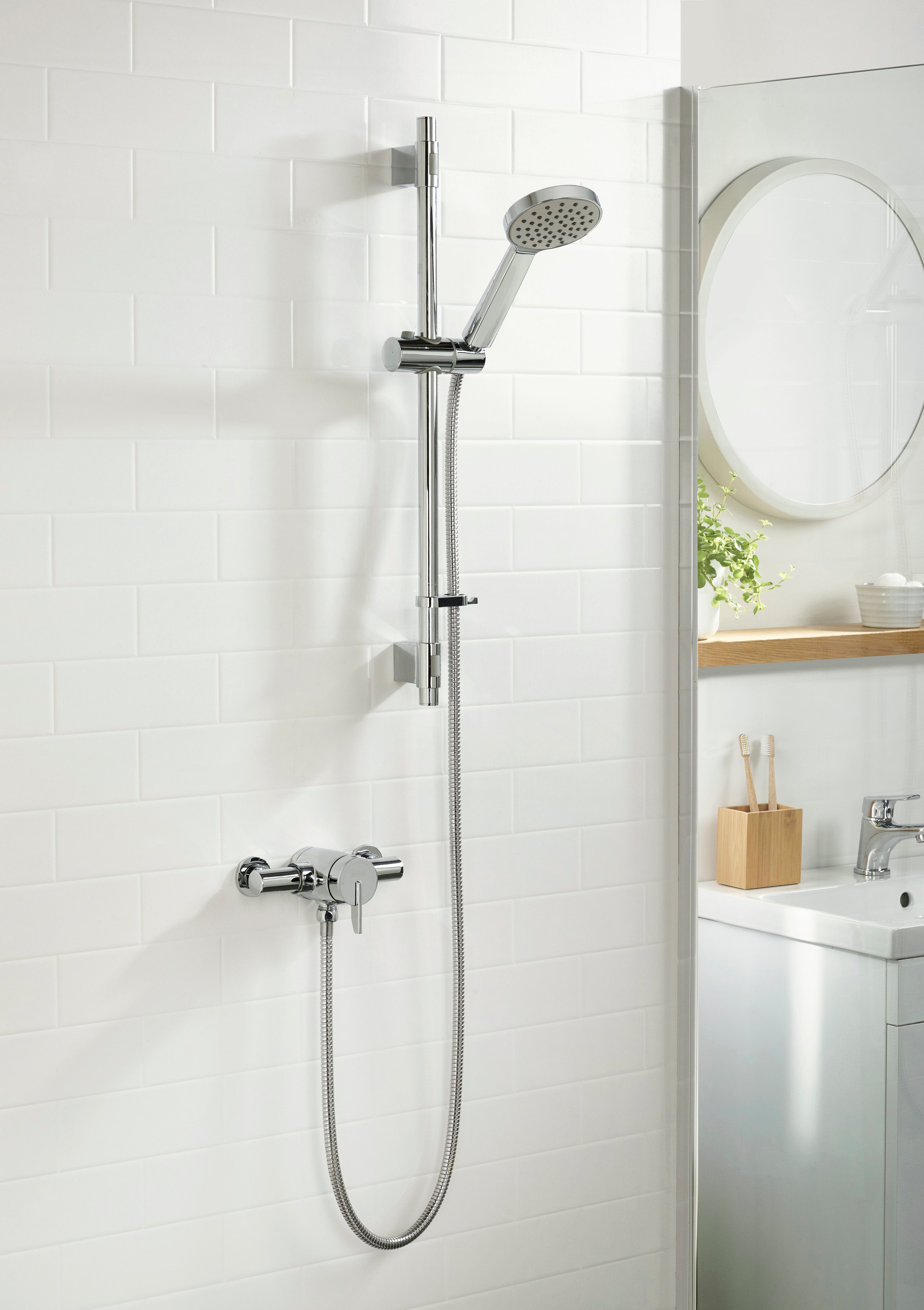 Bristan Sonique3 Thermostatic Exposed Mini Shower Valve with Riser Kit Chrome SOQ3 SHXAR C.