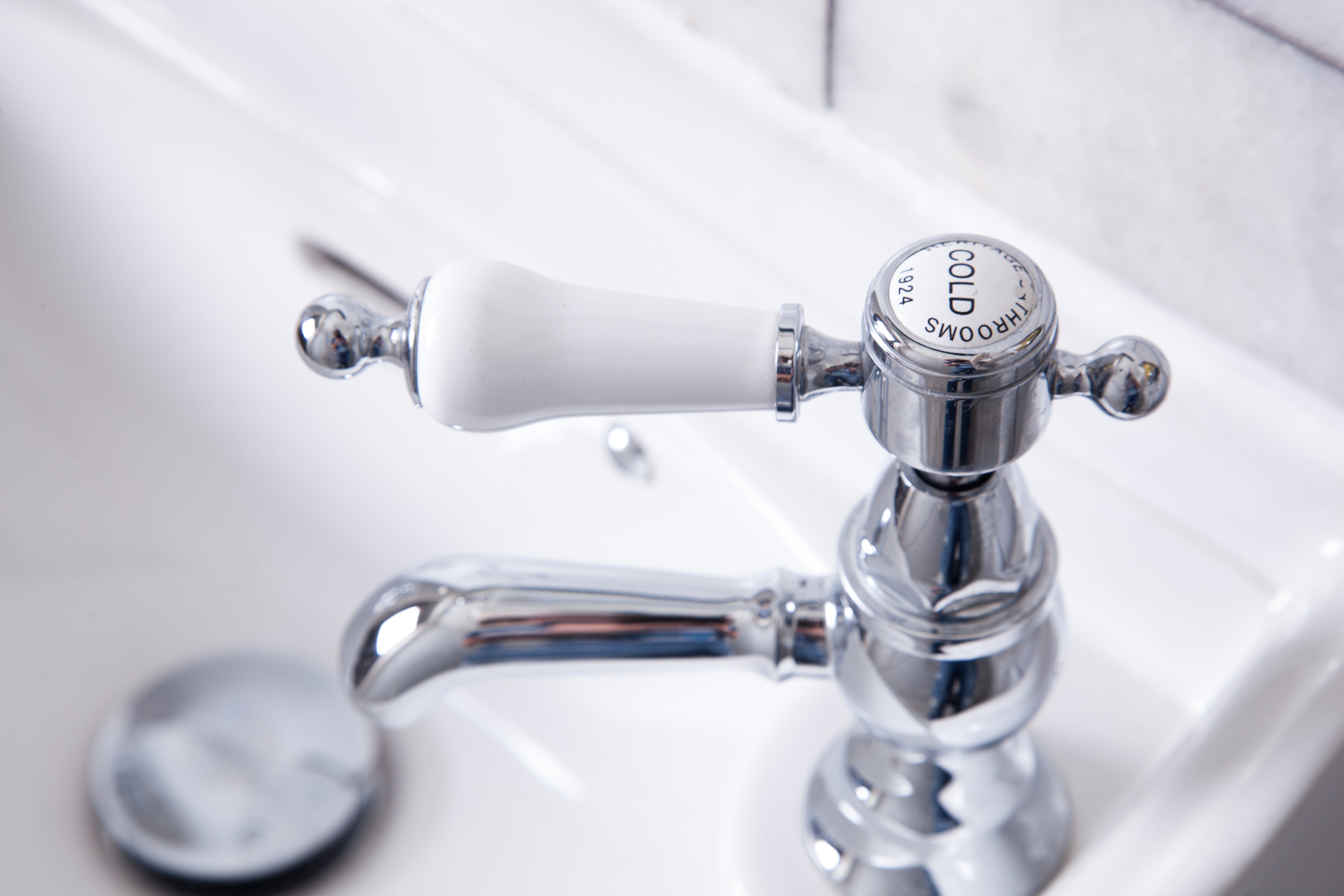 Heritage Glastonbury Basin Taps Chrome